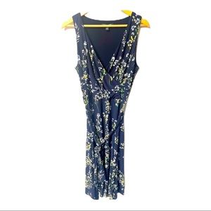 LRL pretty floral print stretchy sleeveless fit and flare with tie waist